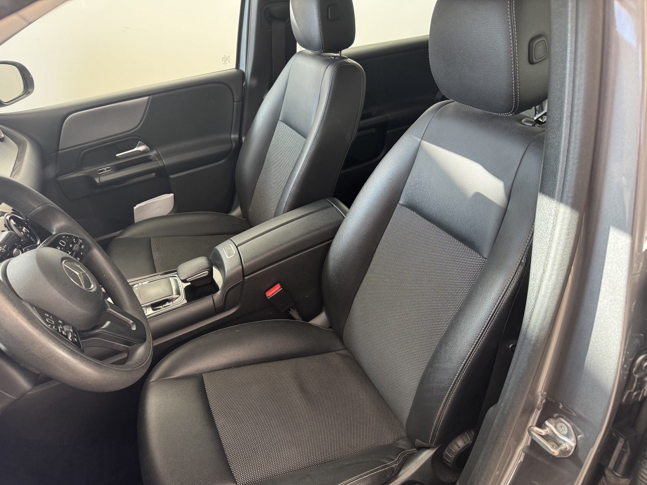 MERCEDES B180 AUTOMATIC