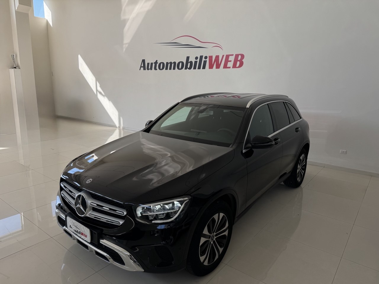 MERCEDES-BENZ GLC220D 4 MATIC