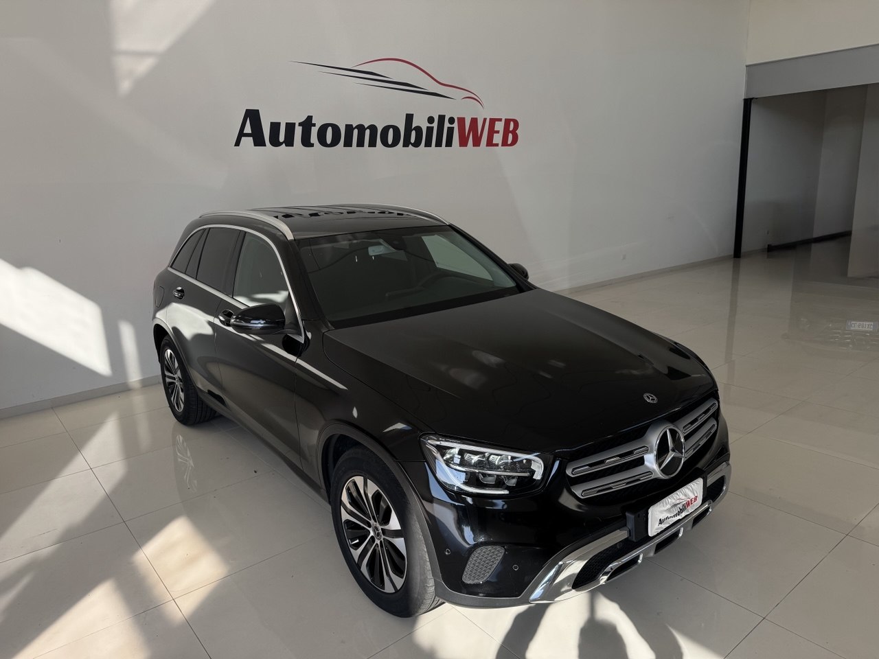 MERCEDES-BENZ GLC220D 4 MATIC