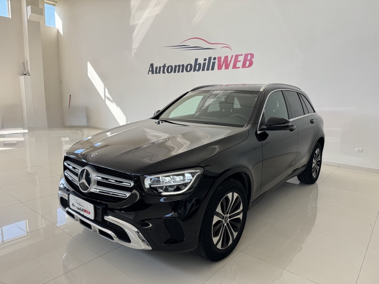 MERCEDES-BENZ GLC220D 4 MATIC