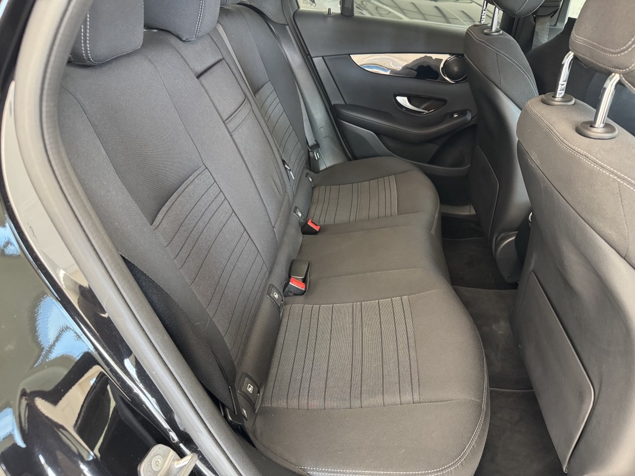 MERCEDES-BENZ GLC220D 4 MATIC