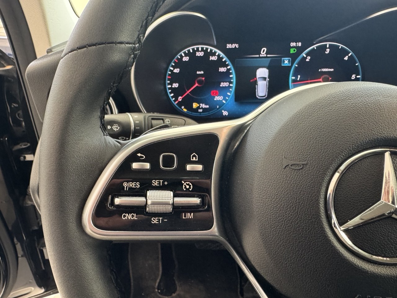 MERCEDES-BENZ GLC220D 4 MATIC