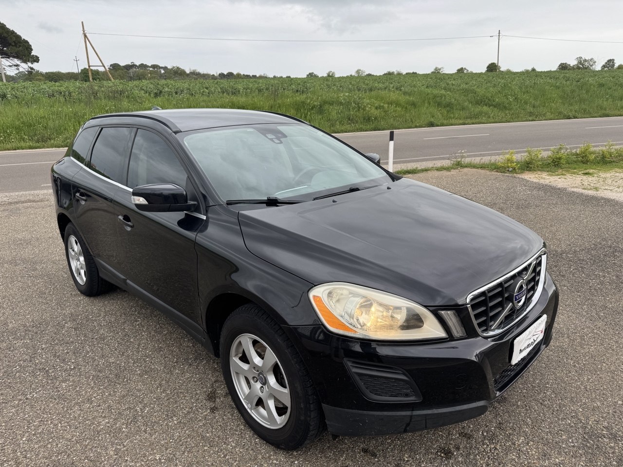 VOLVO XC60 2400