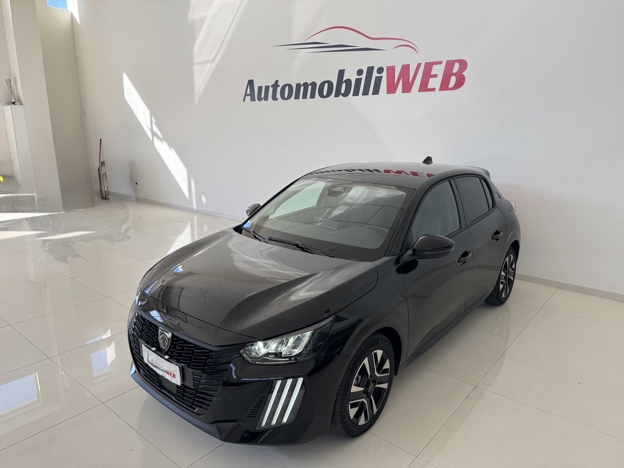 PEUGEOT 208 ALLURE HYBRID AUTOMATICA