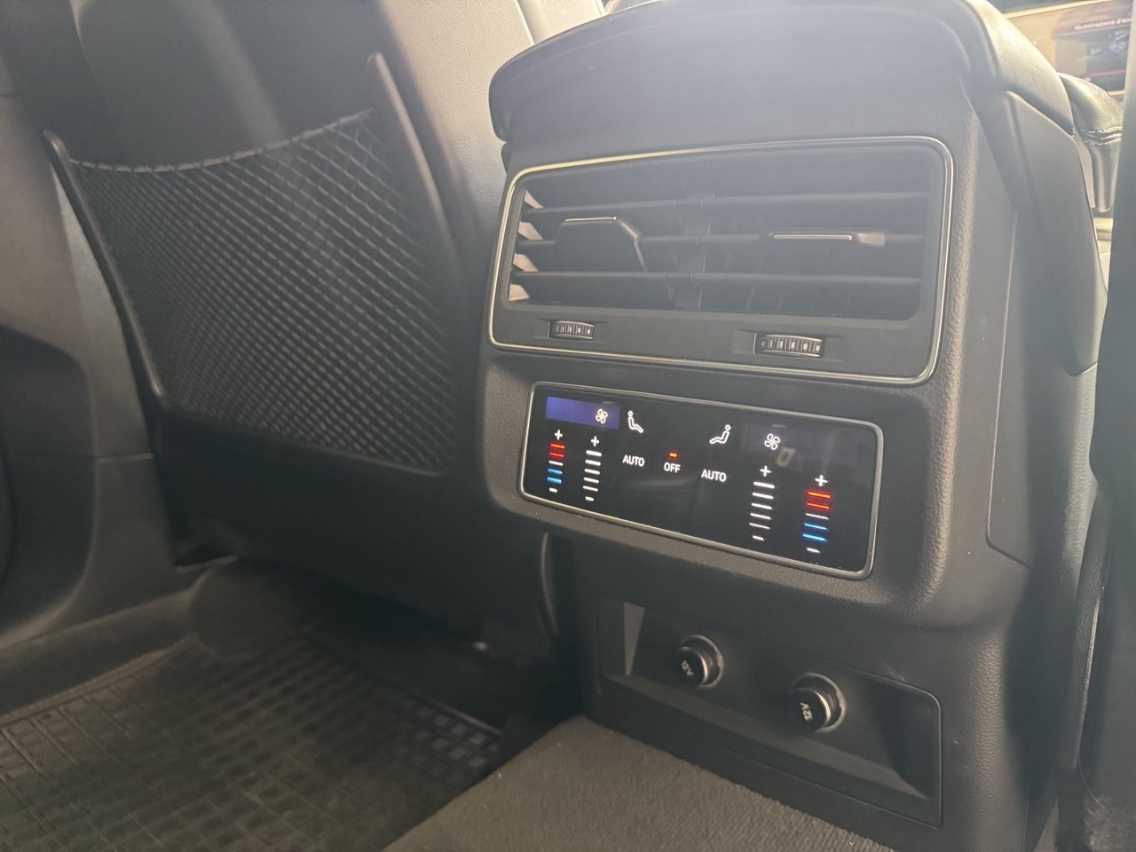 AUDI Q8 S-LINE QUATTRO