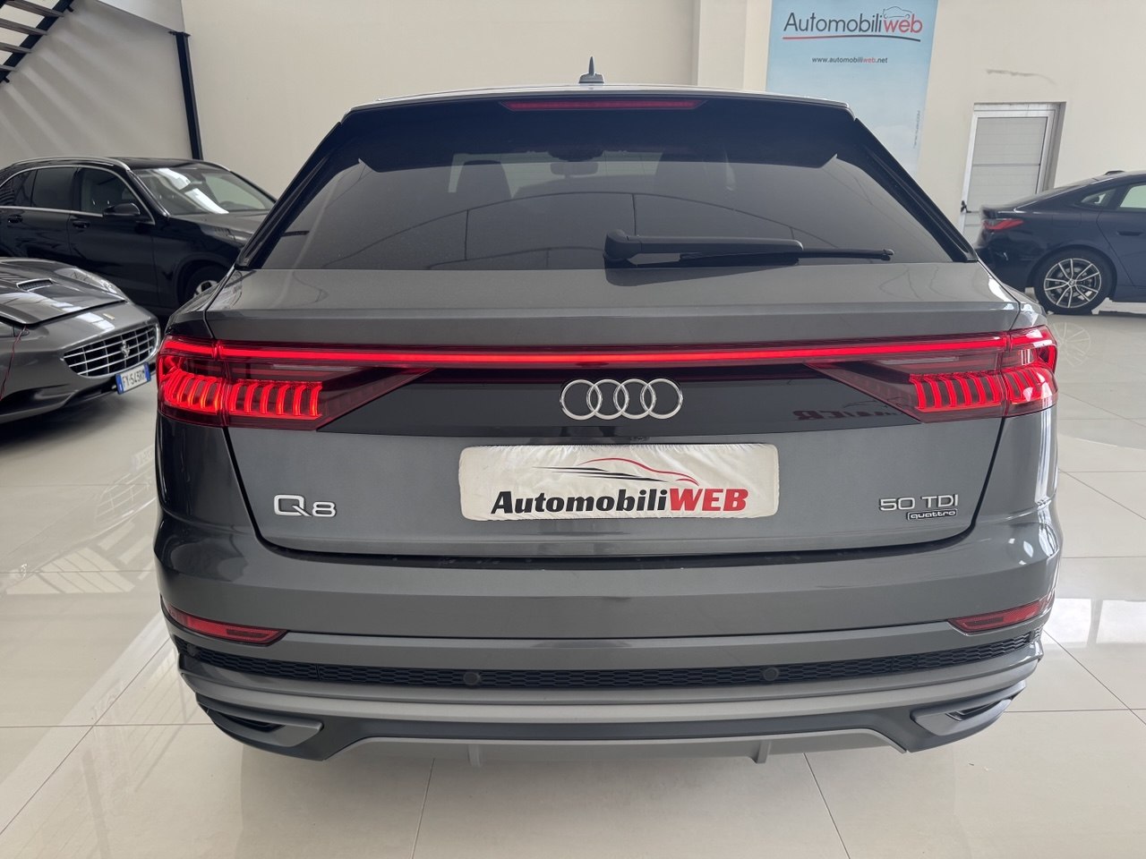 AUDI Q8 S-LINE QUATTRO