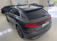 AUDI Q8 S-LINE QUATTRO