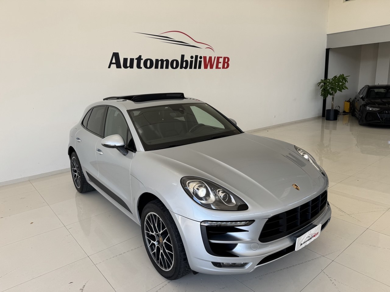 PORSCHE MACAN S 3.0