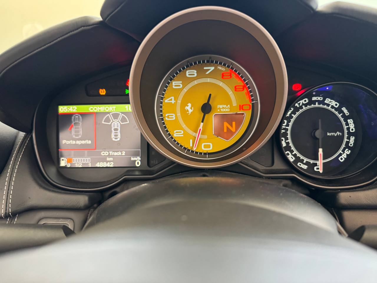 FERRARI CALIFORNIA