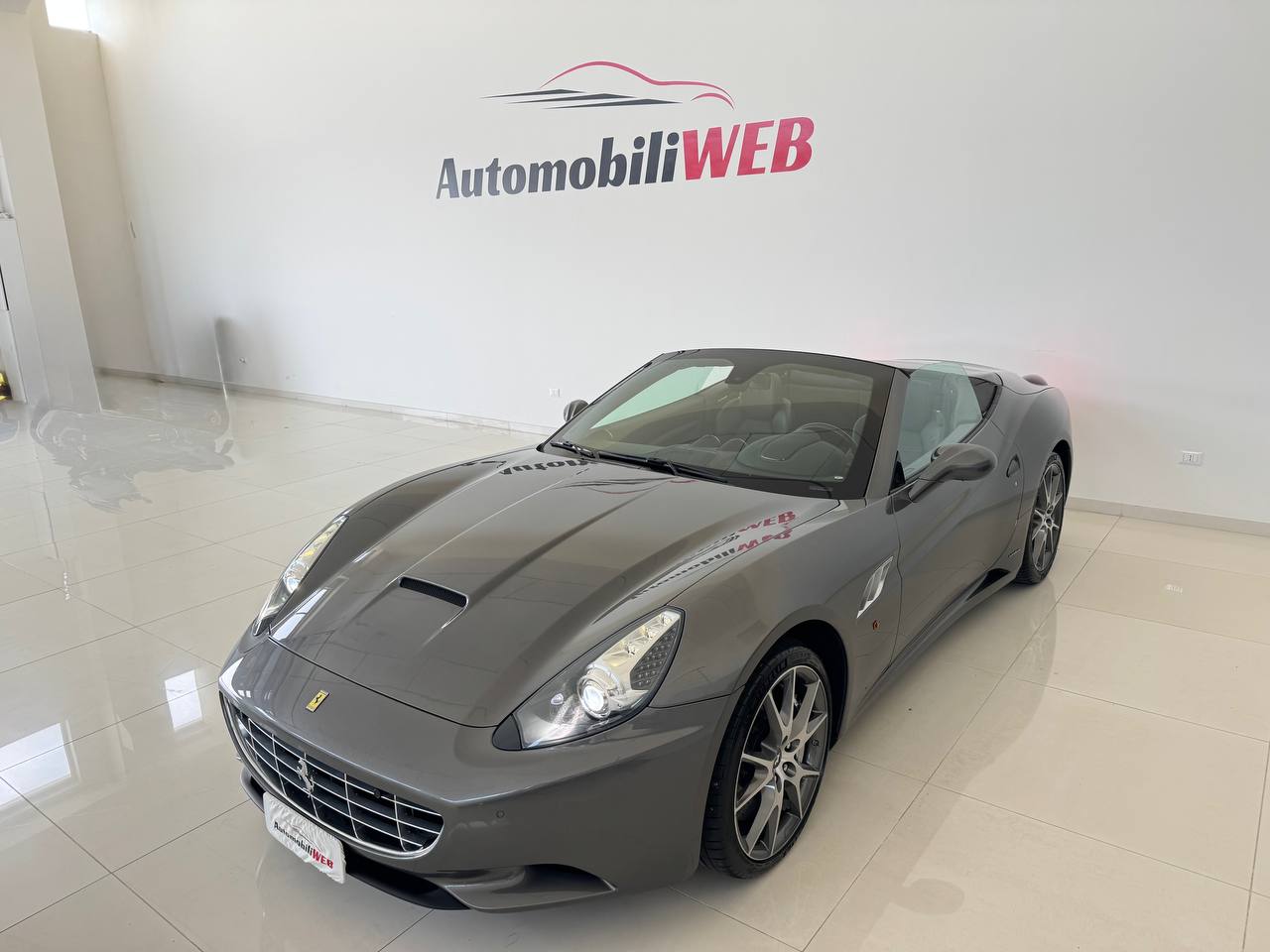 FERRARI CALIFORNIA