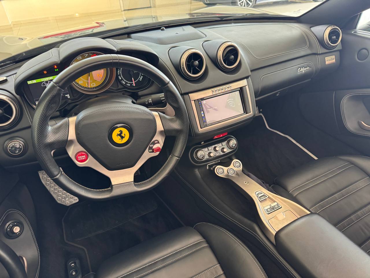 FERRARI CALIFORNIA