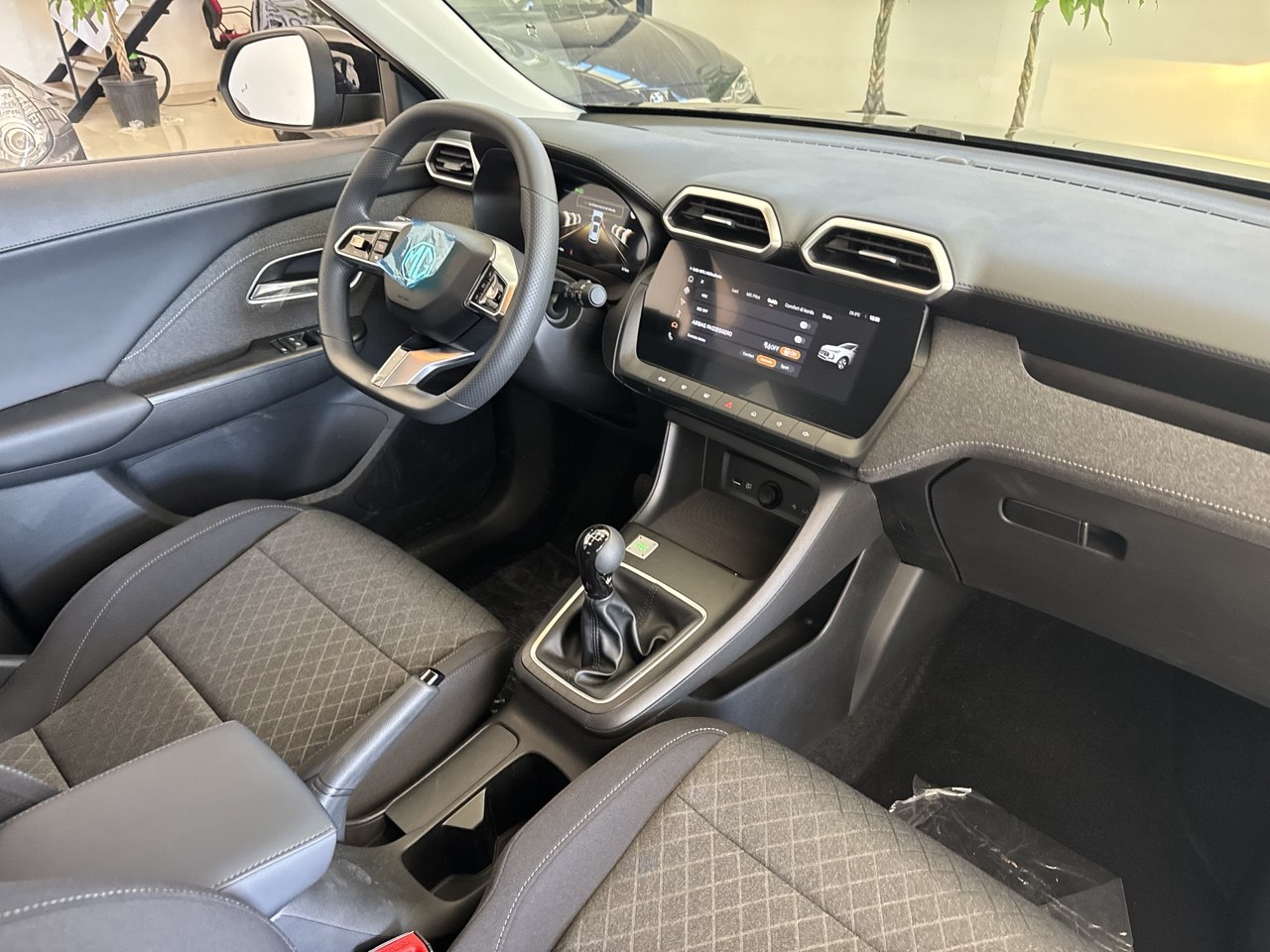 MG ZS STANDARD