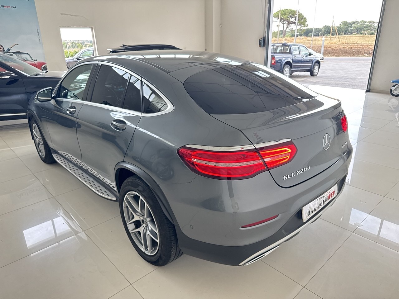 MERCEDES-BENZ GLC 250D 4MATIC PREMIUM
