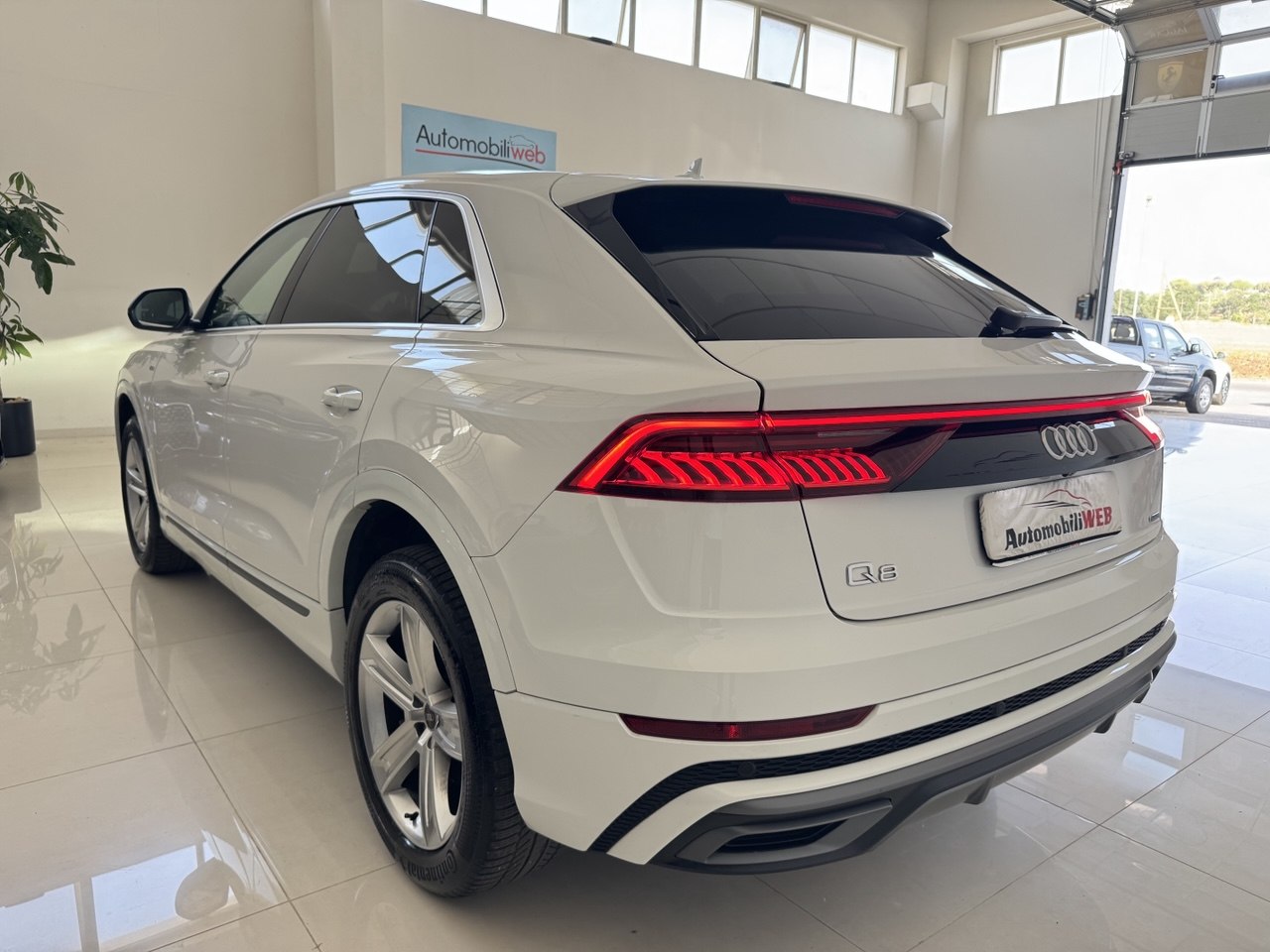 AUDI Q8 45TDI QUATTRO S-LINE