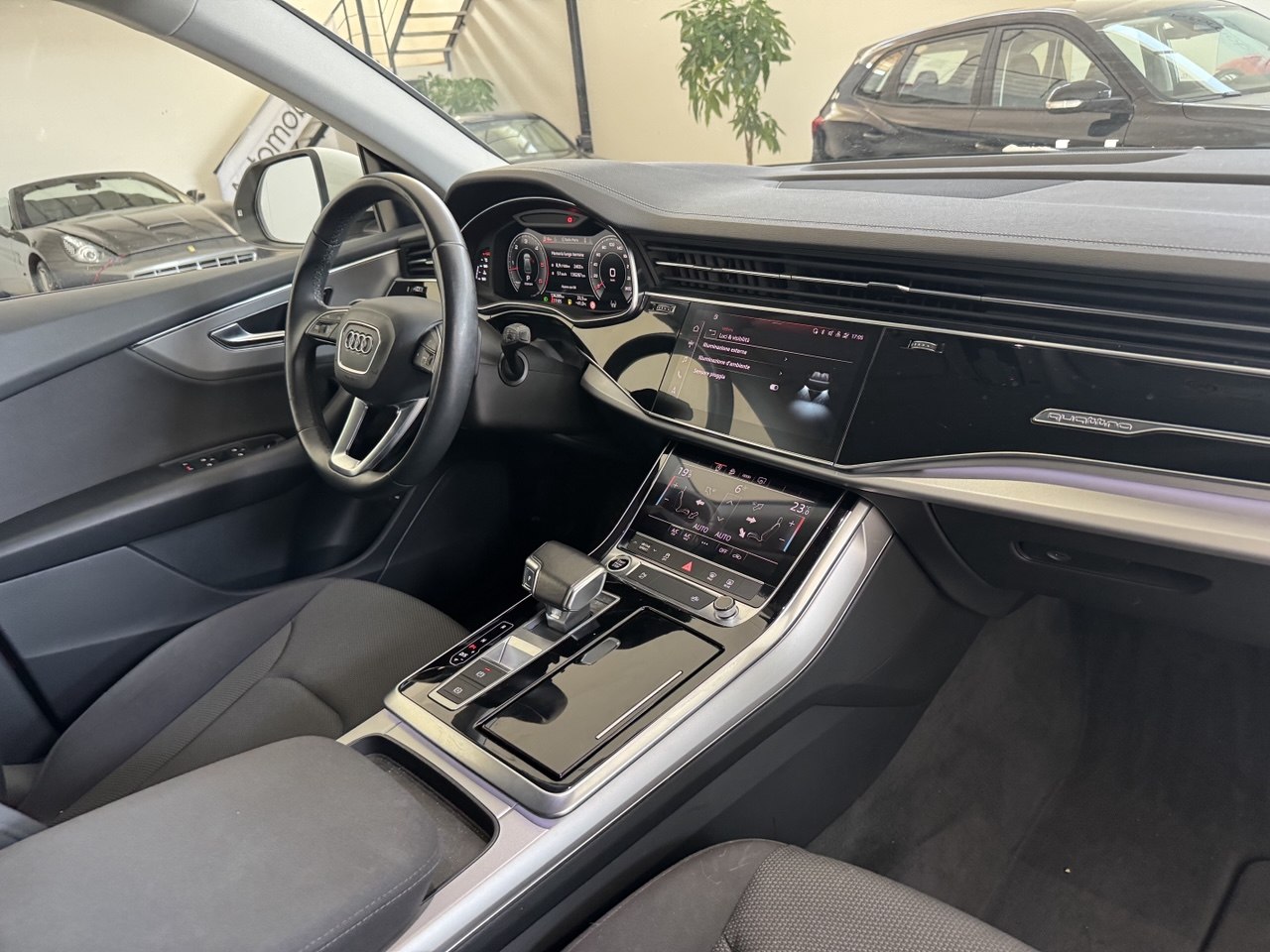 AUDI Q8 45TDI QUATTRO S-LINE