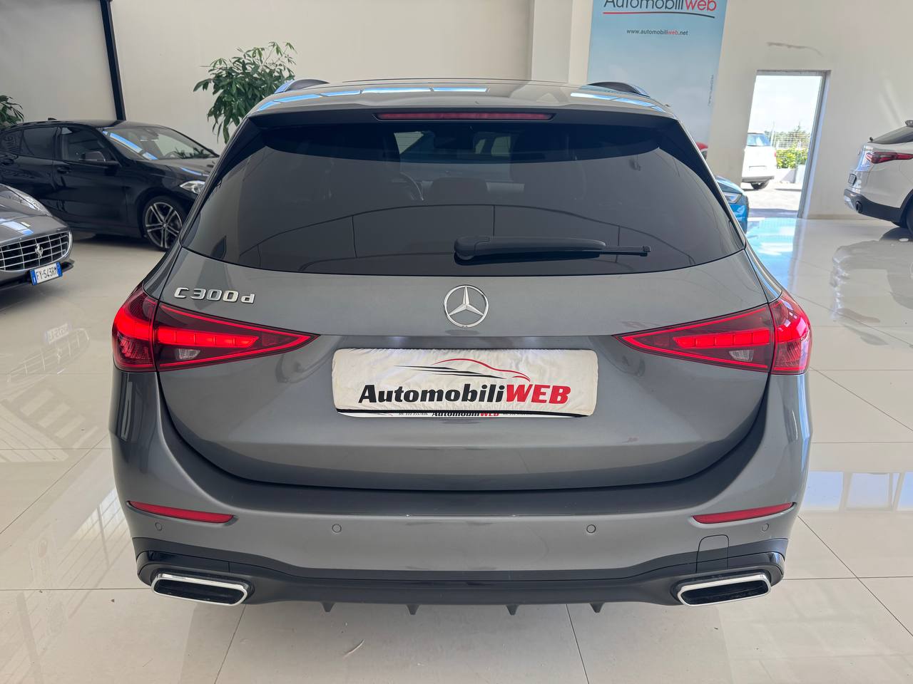MERCEDES-BENZ C300 PREMIUM AMG