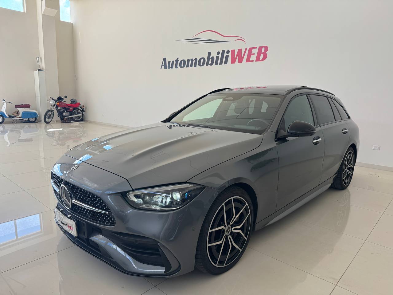 MERCEDES-BENZ C300 PREMIUM AMG