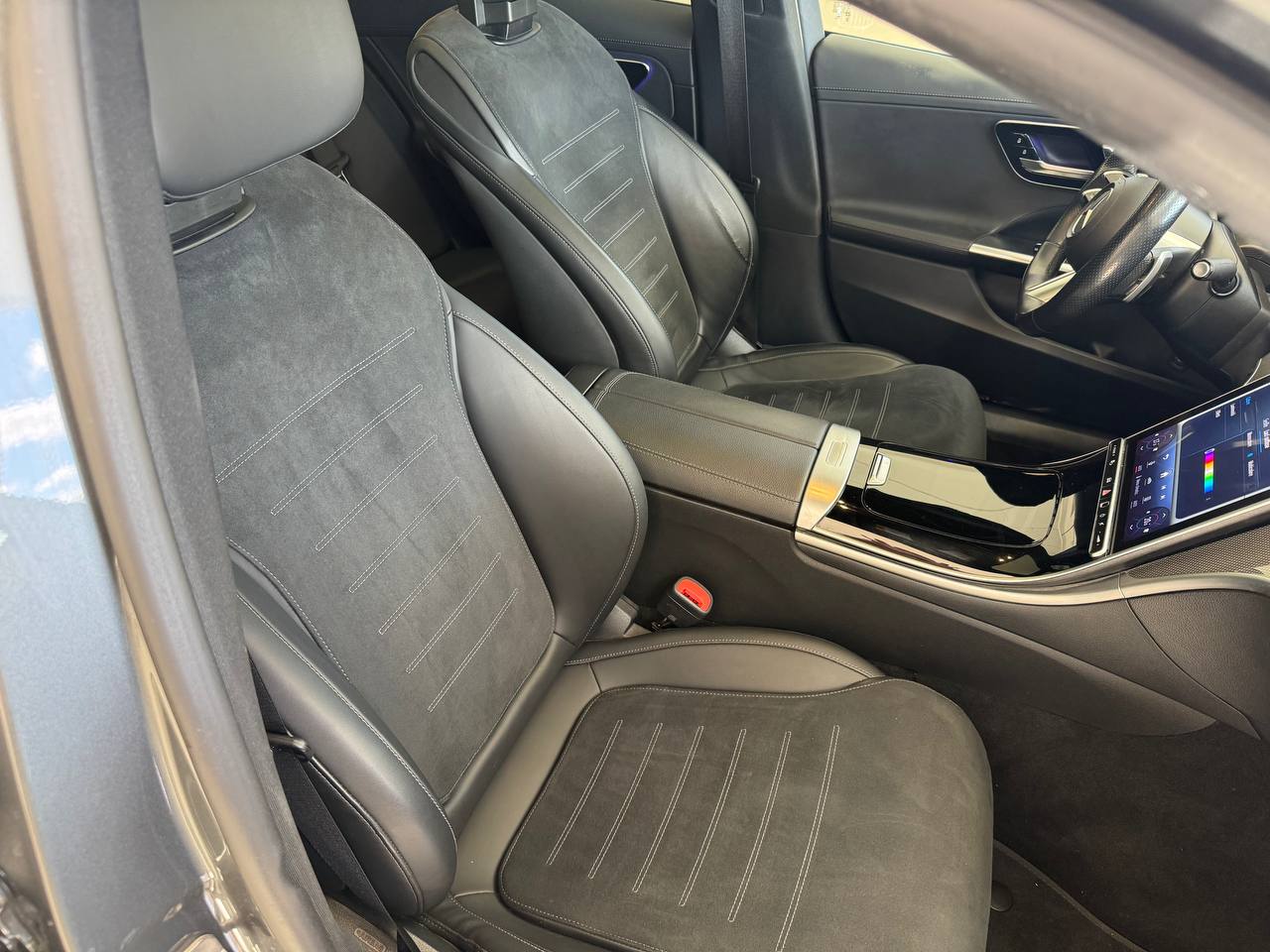 MERCEDES-BENZ C300 PREMIUM AMG