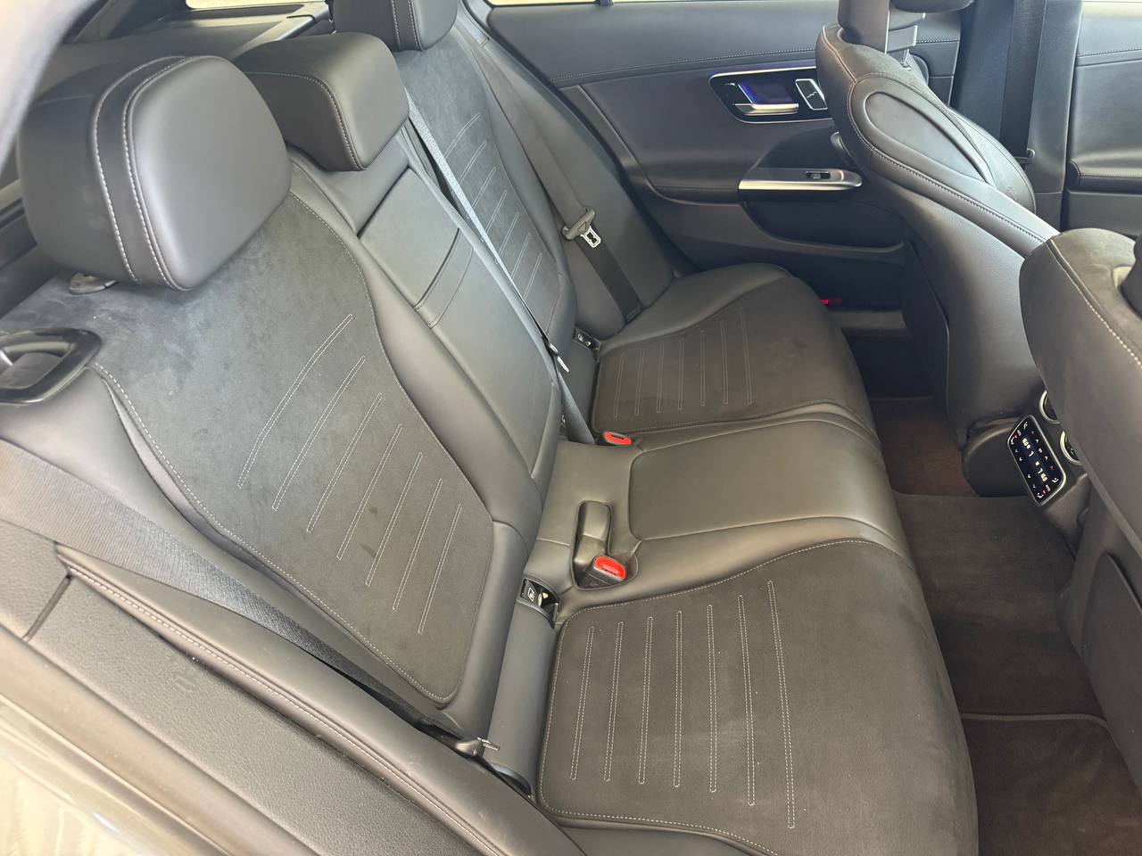 MERCEDES-BENZ C300 PREMIUM AMG