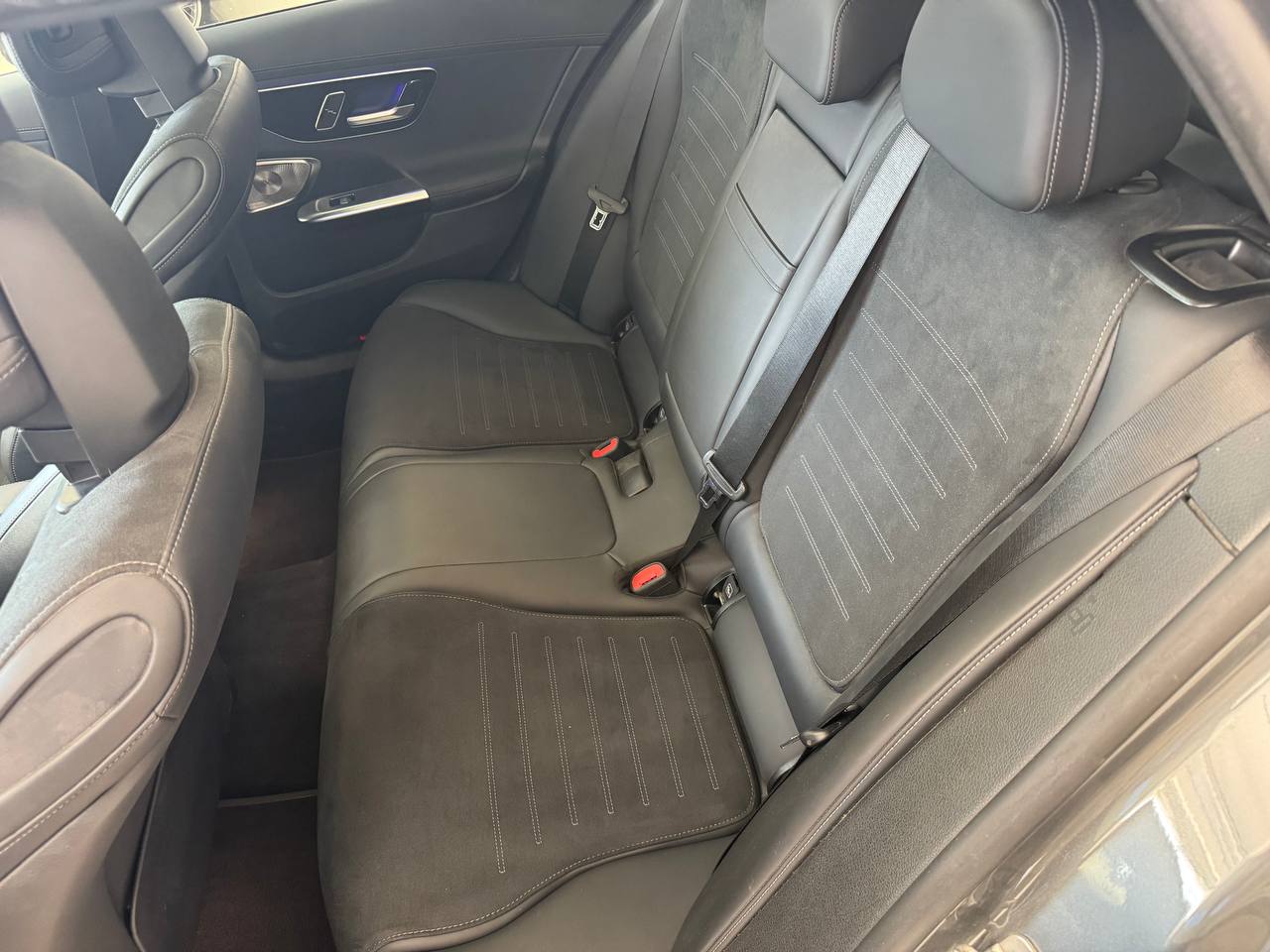 MERCEDES-BENZ C300 PREMIUM AMG