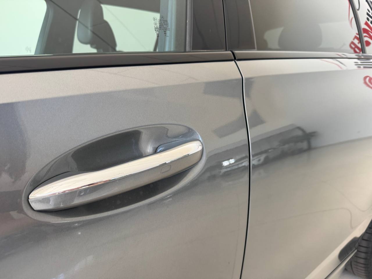 MERCEDES-BENZ C300 PREMIUM AMG