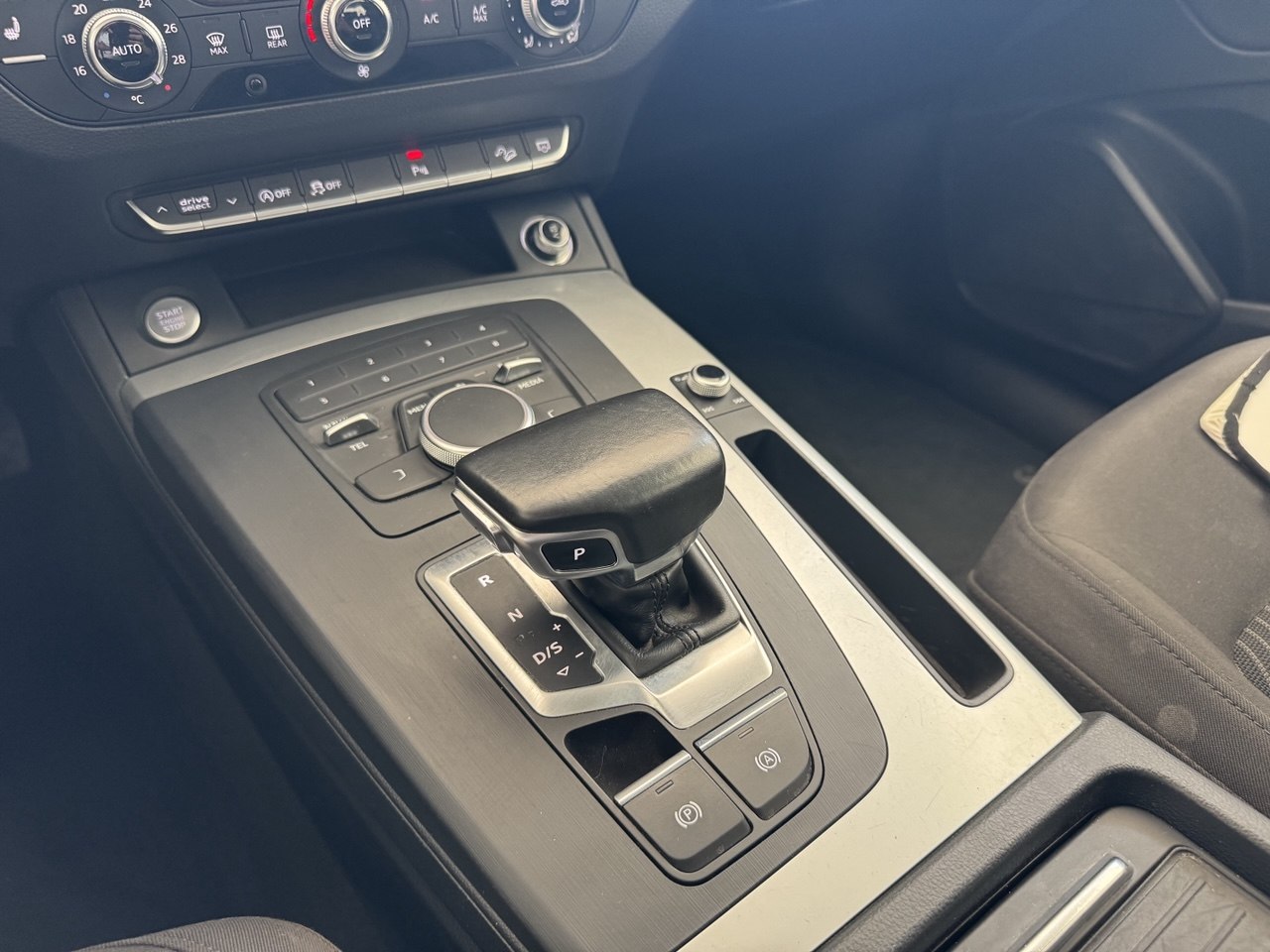 AUDI Q5 40 TDI