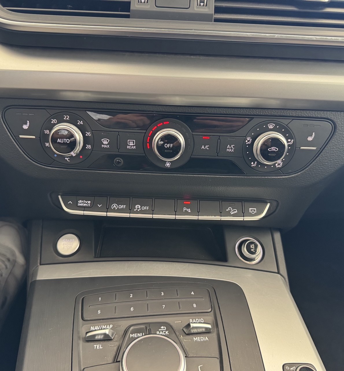 AUDI Q5 40 TDI