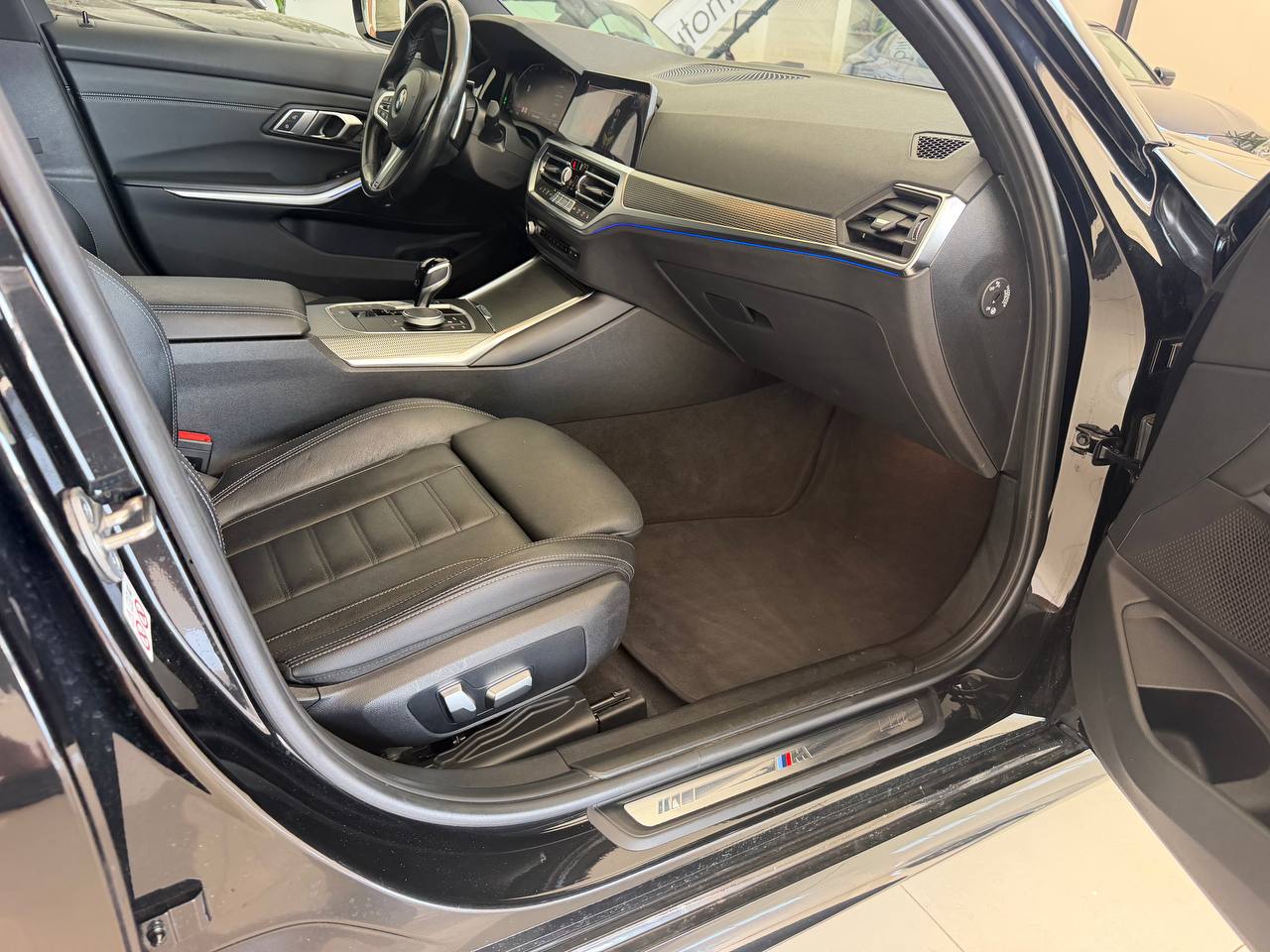 BMW 320D M-SPORT