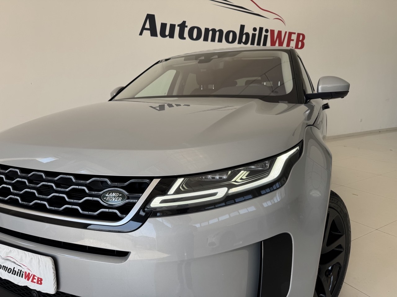 LAND ROVER RANGE ROVER EVOQUE SE
