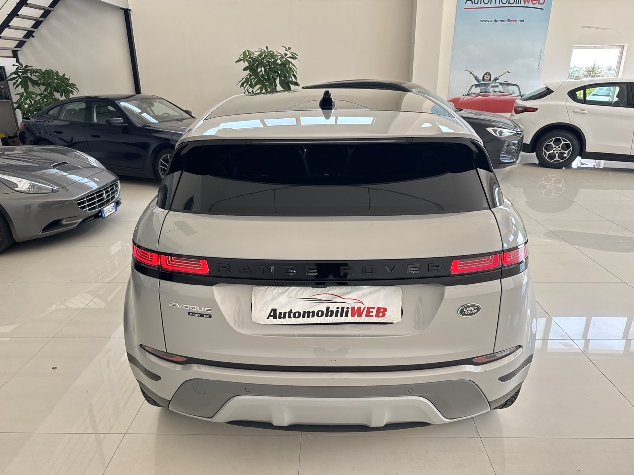 LAND ROVER RANGE ROVER EVOQUE SE