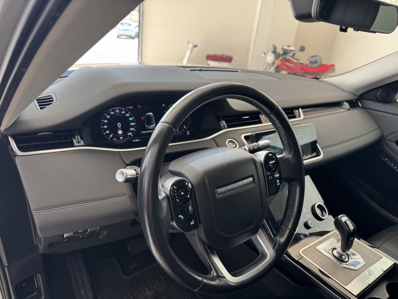 LAND ROVER RANGE ROVER EVOQUE SE