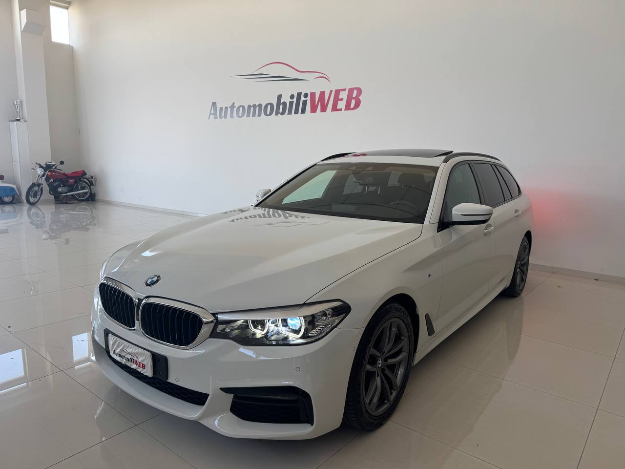 BMW 520 XDRIVE M-SPORT