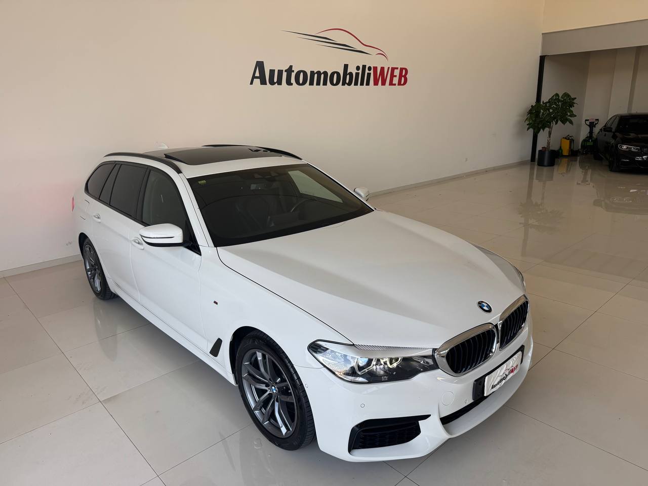 BMW 520 XDRIVE M-SPORT