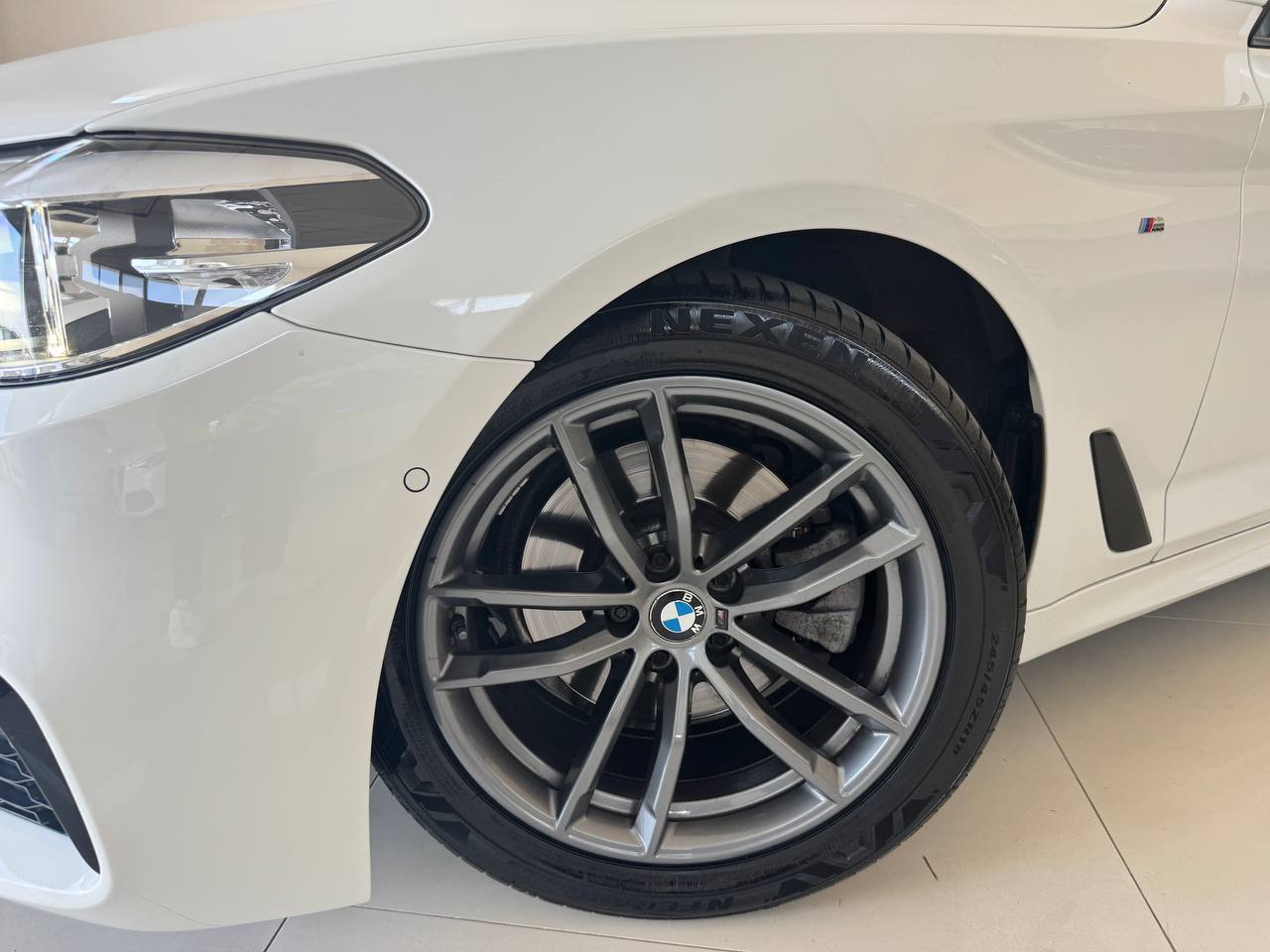 BMW 520 XDRIVE M-SPORT