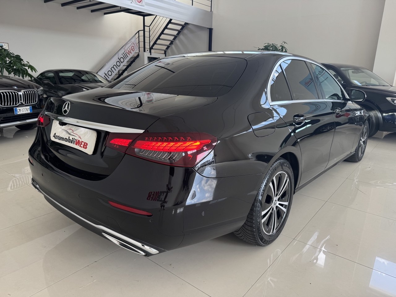 MERCEDES E200
