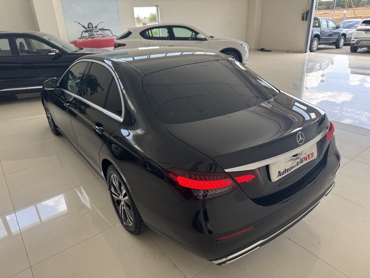 MERCEDES E200