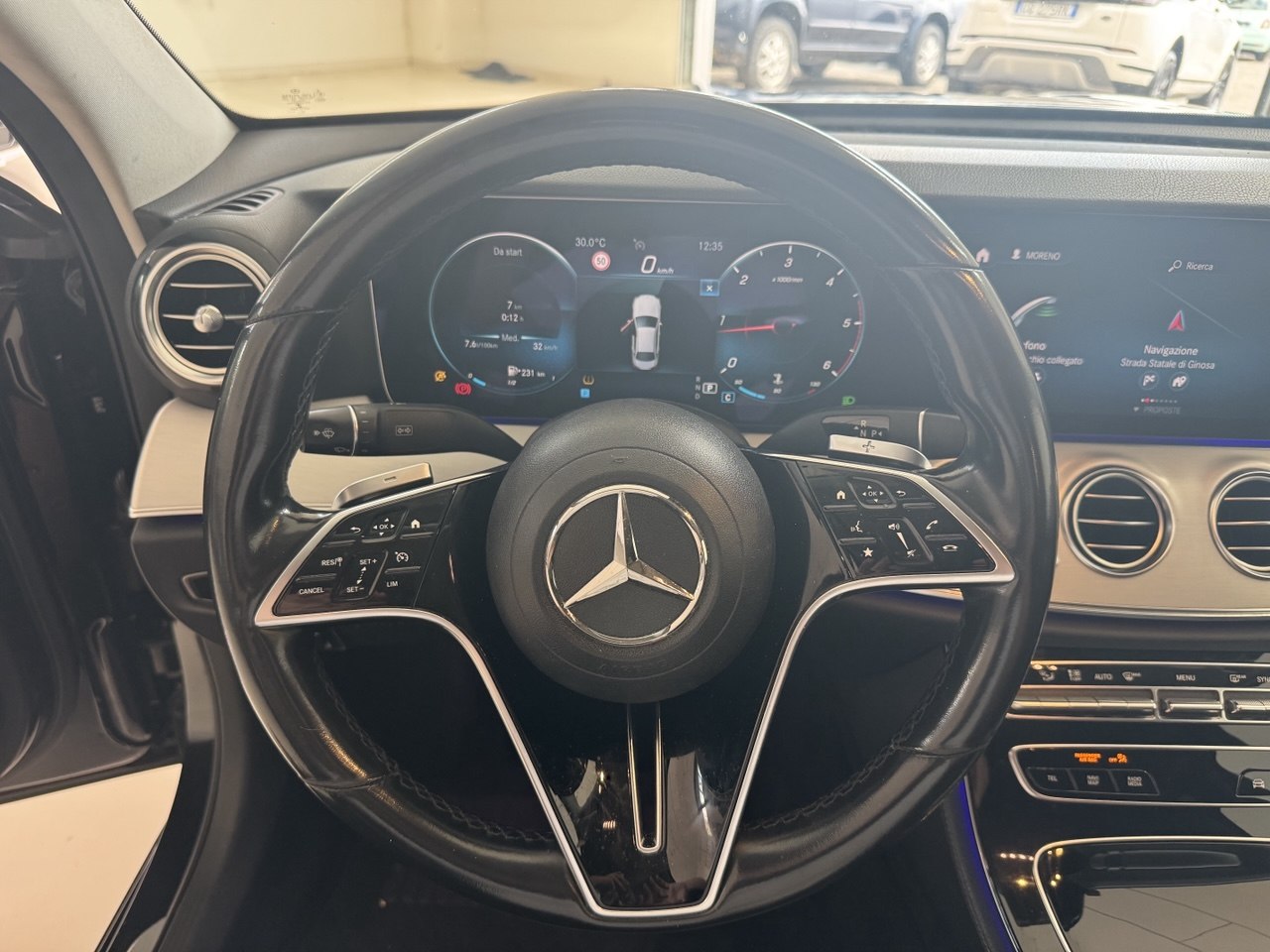 MERCEDES E200