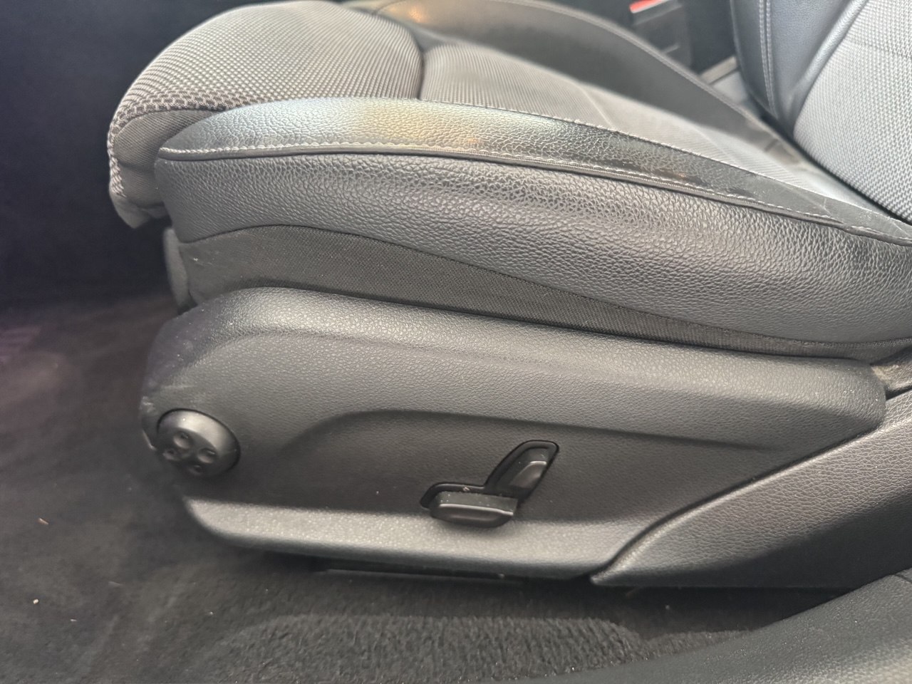 MERCEDES E200