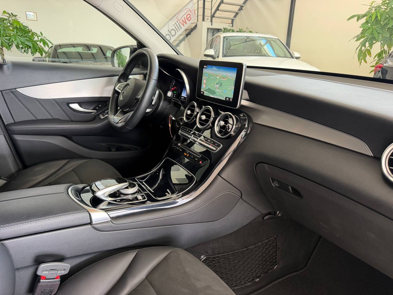 MERCEDES GLC 250D 4 MATIC PREMIUM