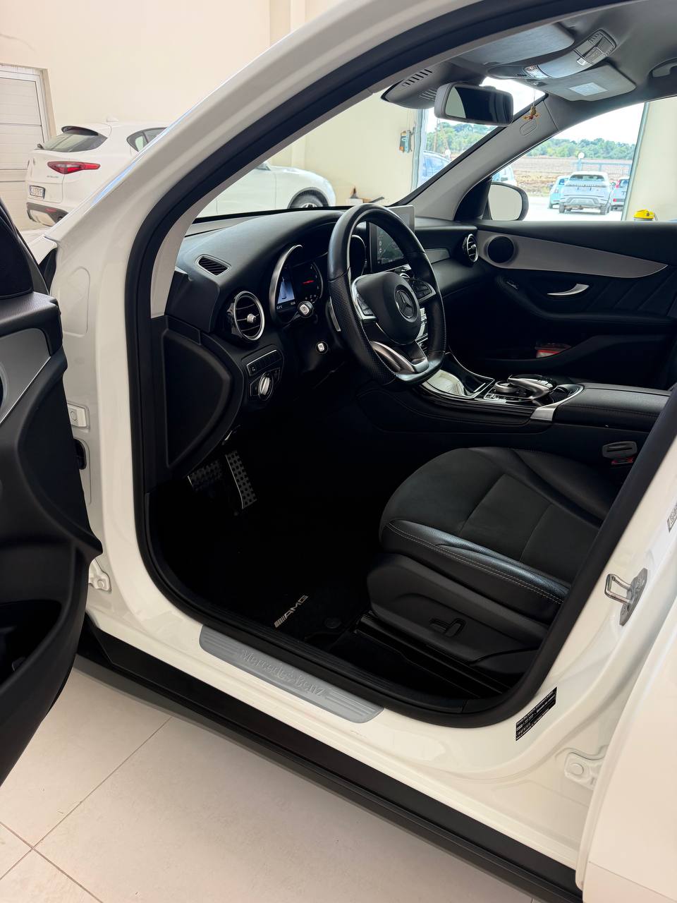MERCEDES GLC 250D 4 MATIC PREMIUM