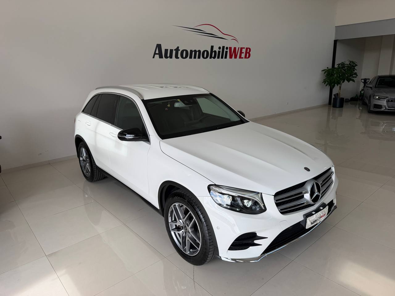 MERCEDES GLC 250D 4 MATIC PREMIUM