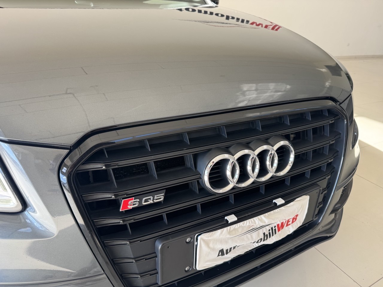 AUDI SQ5 QUATTRO