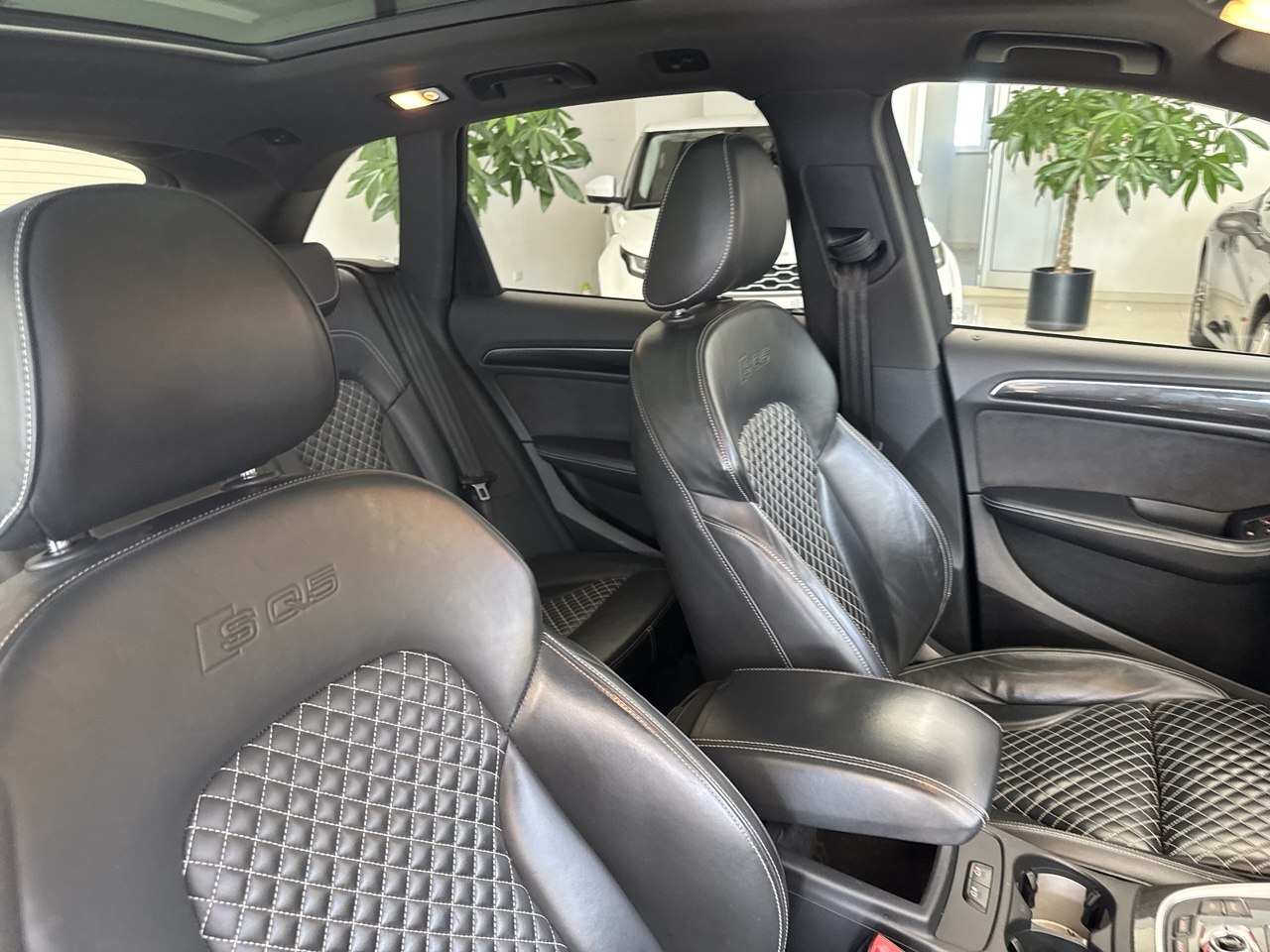 AUDI SQ5 QUATTRO