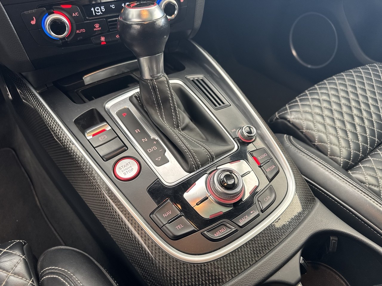 AUDI SQ5 QUATTRO