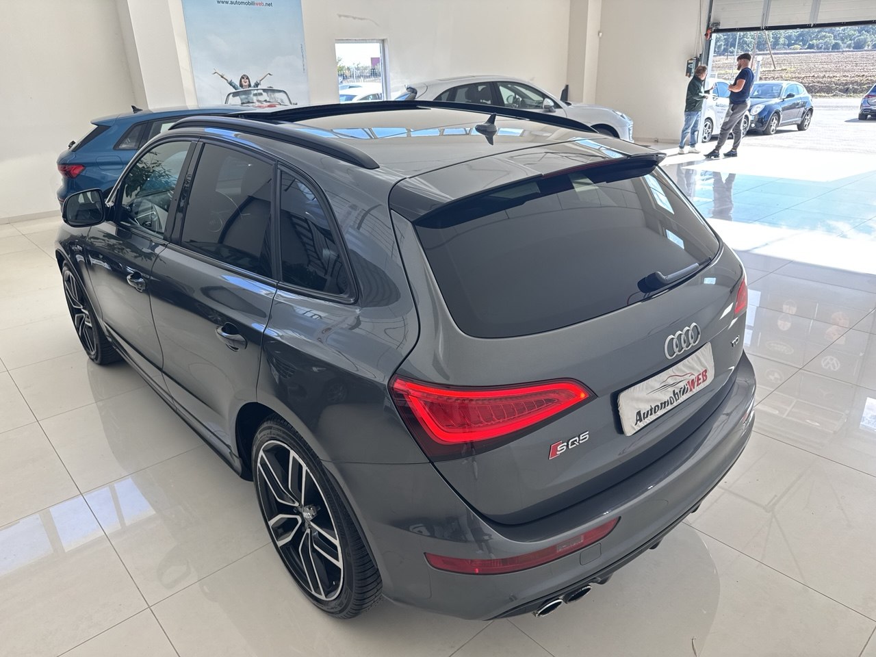AUDI SQ5 QUATTRO